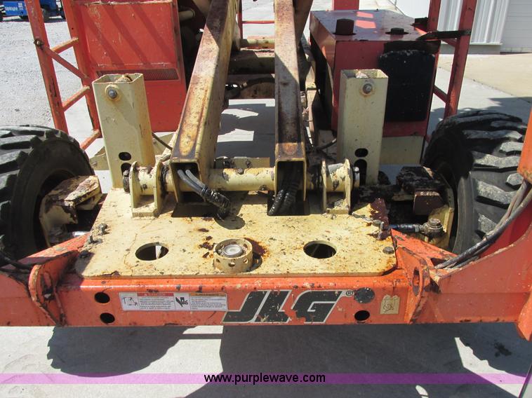 image for item E7272 JLG 500RTS rough terrain scissor lift