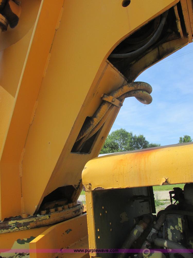 image for item E7276 Pettibone 30 Multikrane rough terrain crane