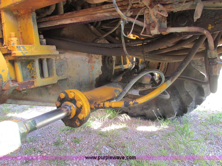 image for item E7276 Pettibone 30 Multikrane rough terrain crane