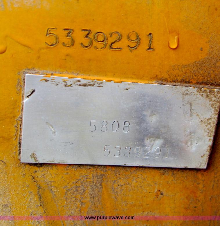 image for item E7540 1975 Case 580B Construction King backhoe