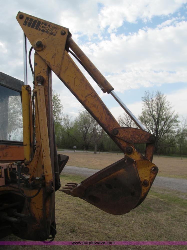 image for item E7540 1975 Case 580B Construction King backhoe