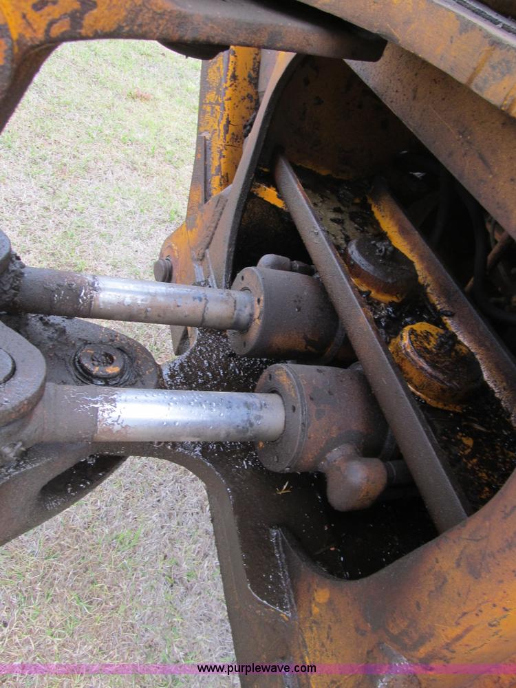 image for item E7540 1975 Case 580B Construction King backhoe