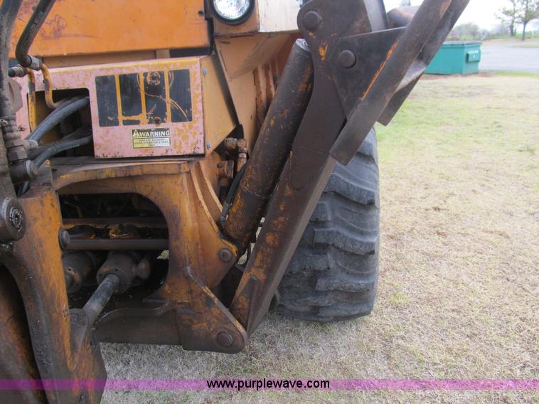 image for item E7540 1975 Case 580B Construction King backhoe