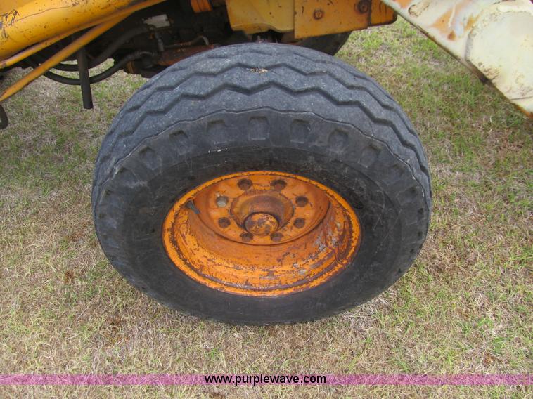 image for item E7540 1975 Case 580B Construction King backhoe