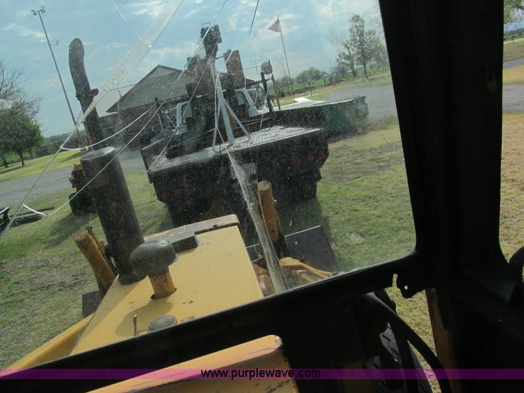 image for item E7540 1975 Case 580B Construction King backhoe
