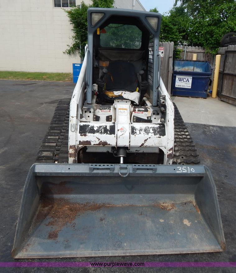 image for item F4025 2000 Bobcat 864 track skid steer
