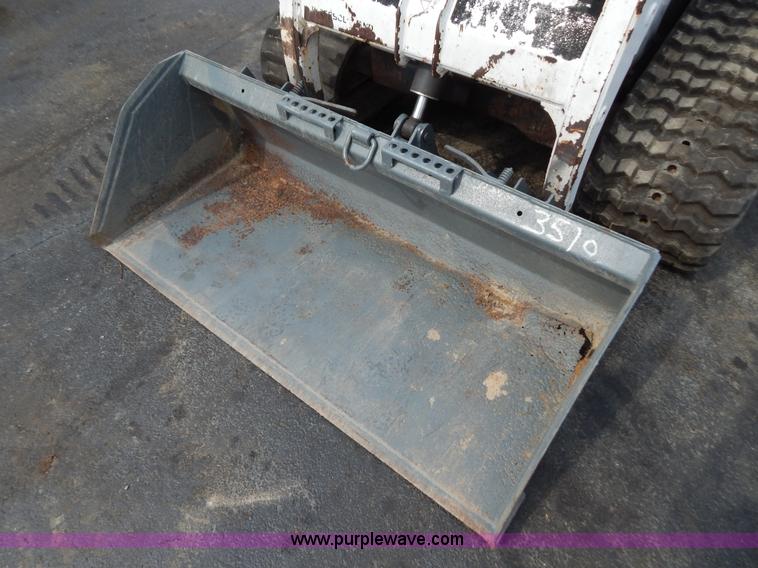 image for item F4025 2000 Bobcat 864 track skid steer