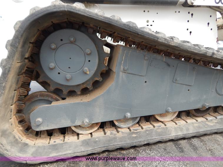 image for item F4025 2000 Bobcat 864 track skid steer