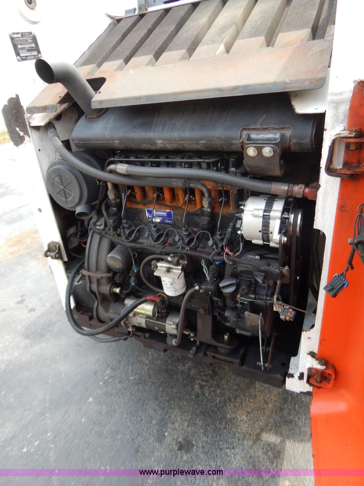 image for item F4025 2000 Bobcat 864 track skid steer