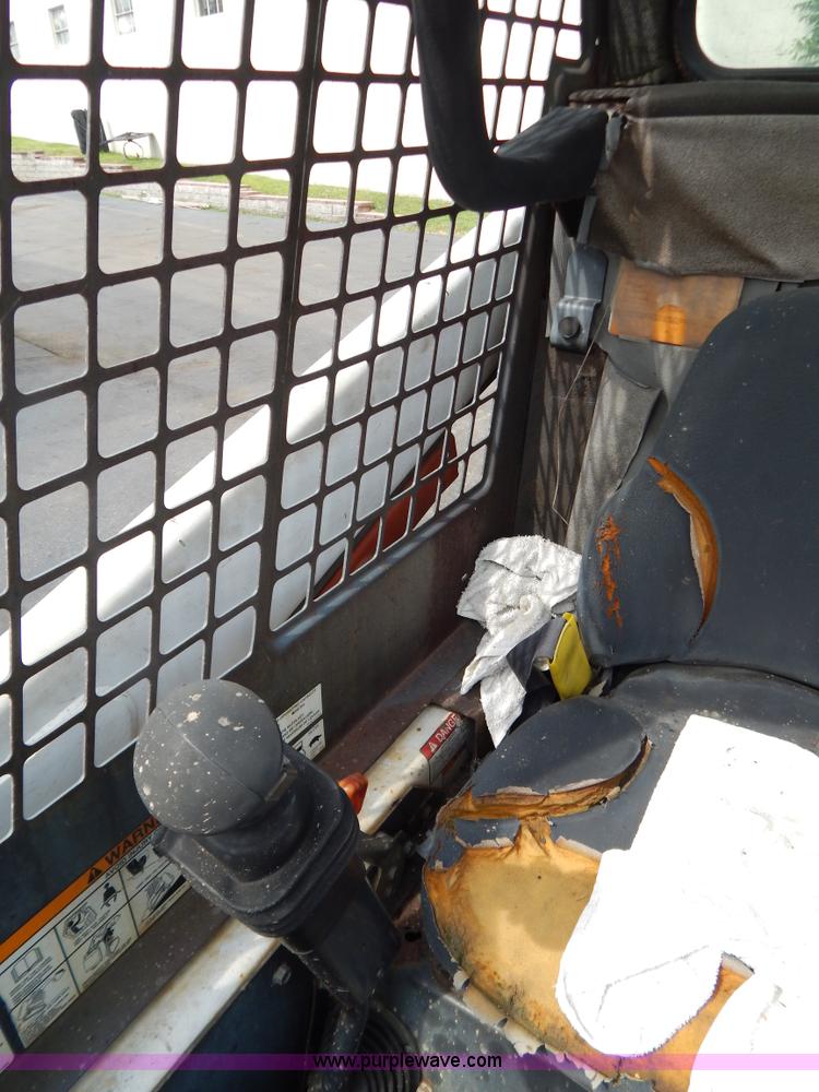 image for item F4025 2000 Bobcat 864 track skid steer