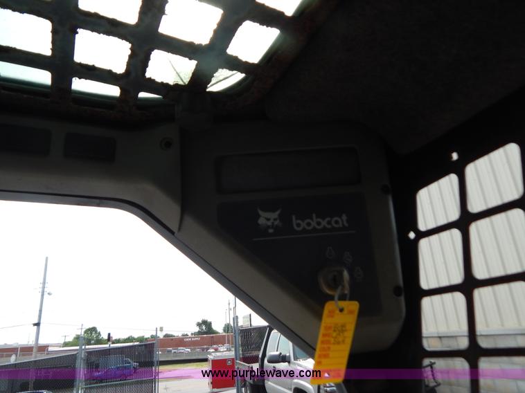 image for item F4025 2000 Bobcat 864 track skid steer