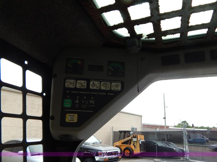 image for item F4025 2000 Bobcat 864 track skid steer