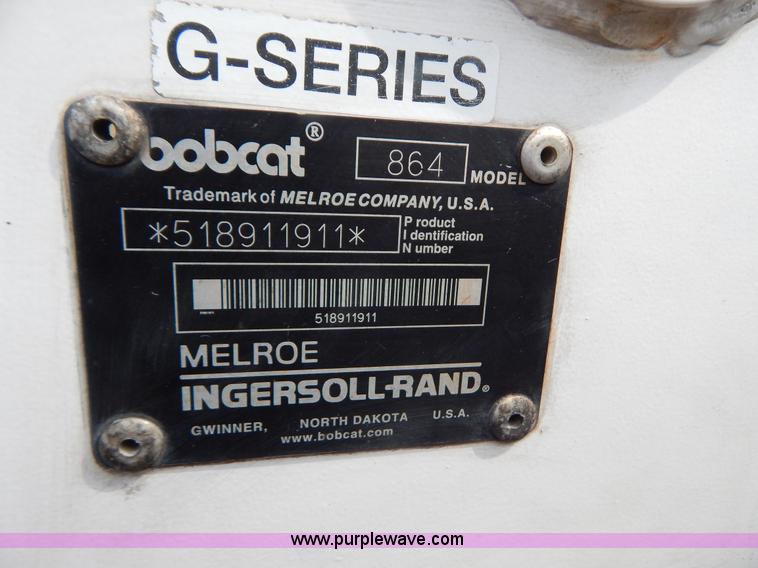 image for item F4025 2000 Bobcat 864 track skid steer