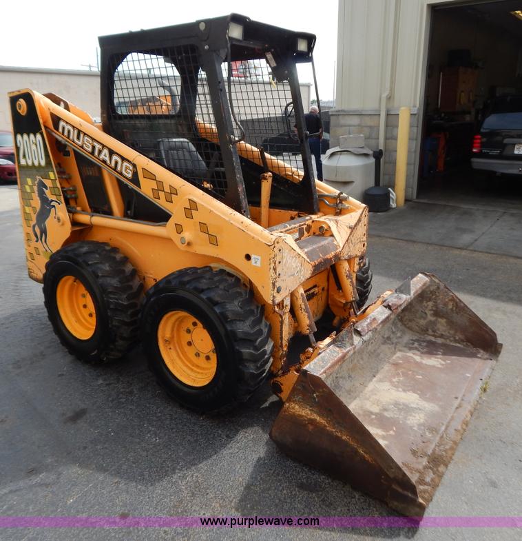 image for item F4026 1996 Mustang 2060 skid steer