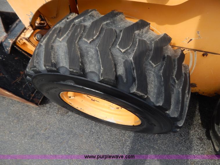 image for item F4026 1996 Mustang 2060 skid steer