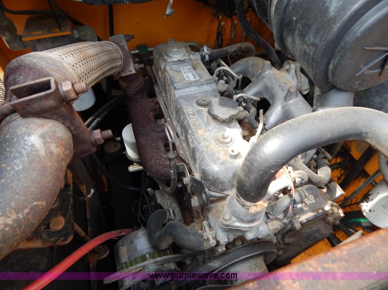 image for item F4026 1996 Mustang 2060 skid steer