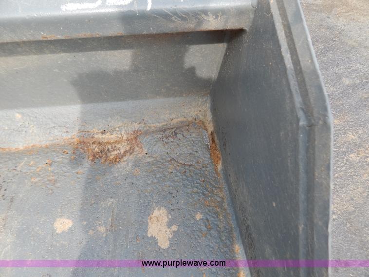 image for item F4026 1996 Mustang 2060 skid steer