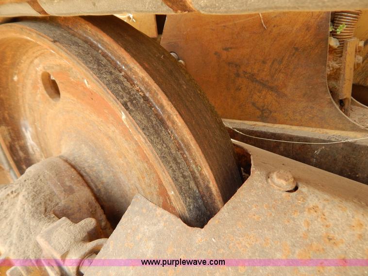 image for item F4027 1994 Caterpillar D3C Series III dozer