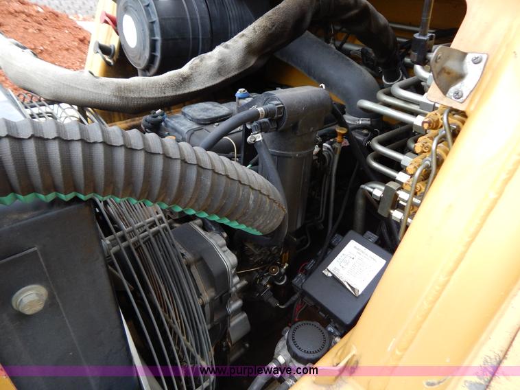 image for item F4028 ASV Posi-Track RC-85 track skid steer