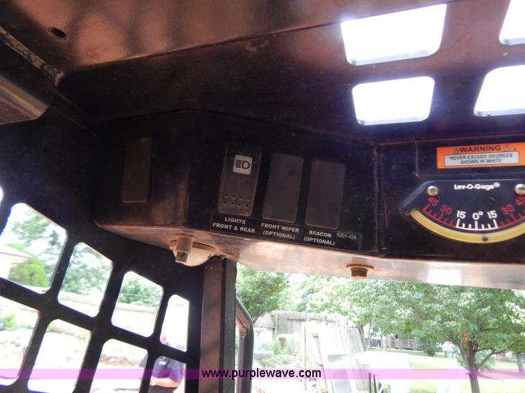 image for item F4028 ASV Posi-Track RC-85 track skid steer