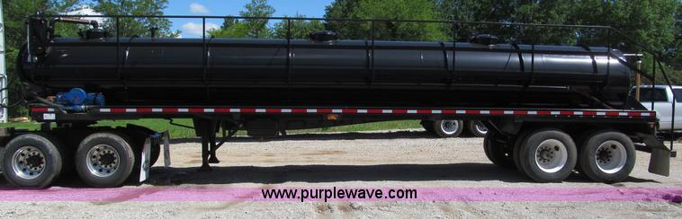 image for item F5075 2011 Global Vacuum Systems 130 barrel vac trailer