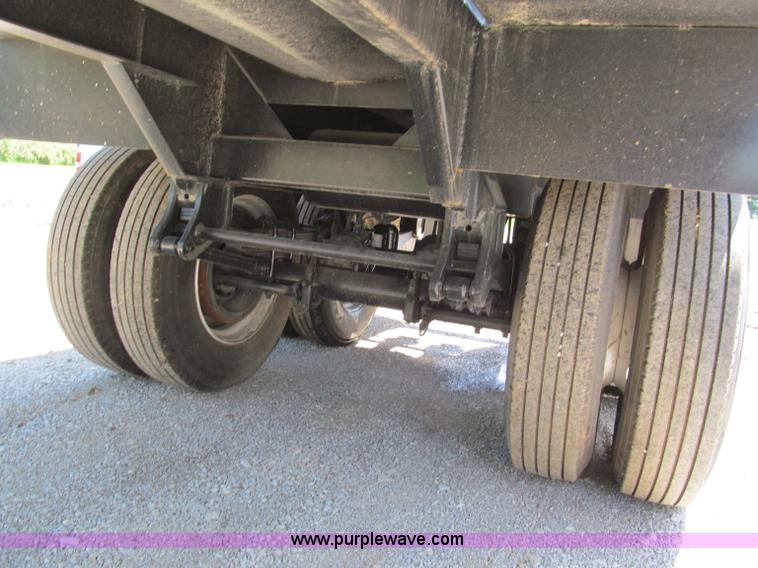 image for item F5075 2011 Global Vacuum Systems 130 barrel vac trailer