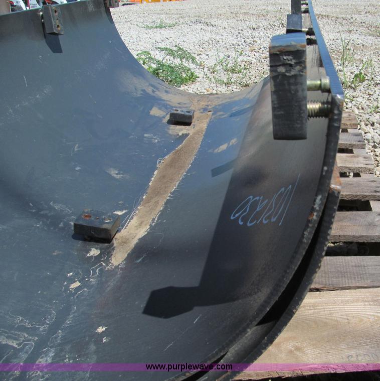 image for item F5092 Smooth shell kit for 48" vibratory roller with padded drum