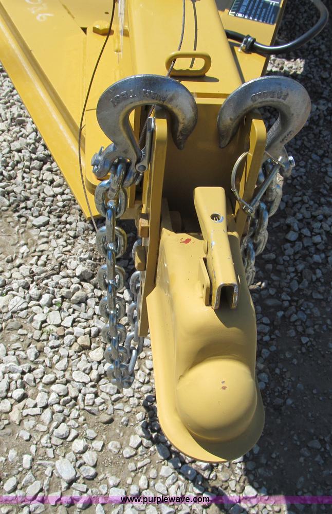 image for item F5104 2011 Towmaster T10P skid steer trailer