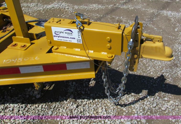 image for item F5104 2011 Towmaster T10P skid steer trailer