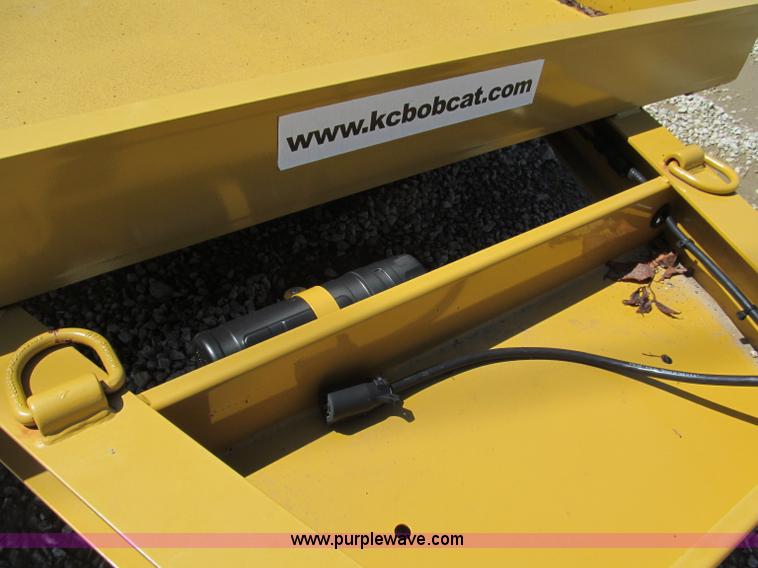 image for item F5104 2011 Towmaster T10P skid steer trailer