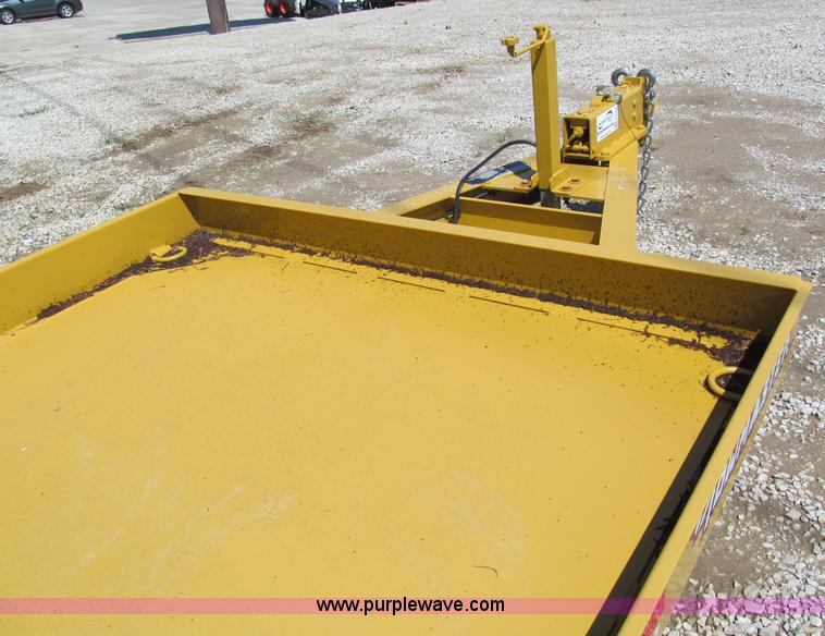 image for item F5104 2011 Towmaster T10P skid steer trailer