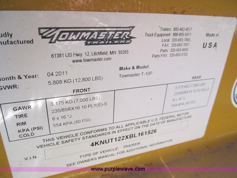 image for item F5104 2011 Towmaster T10P skid steer trailer