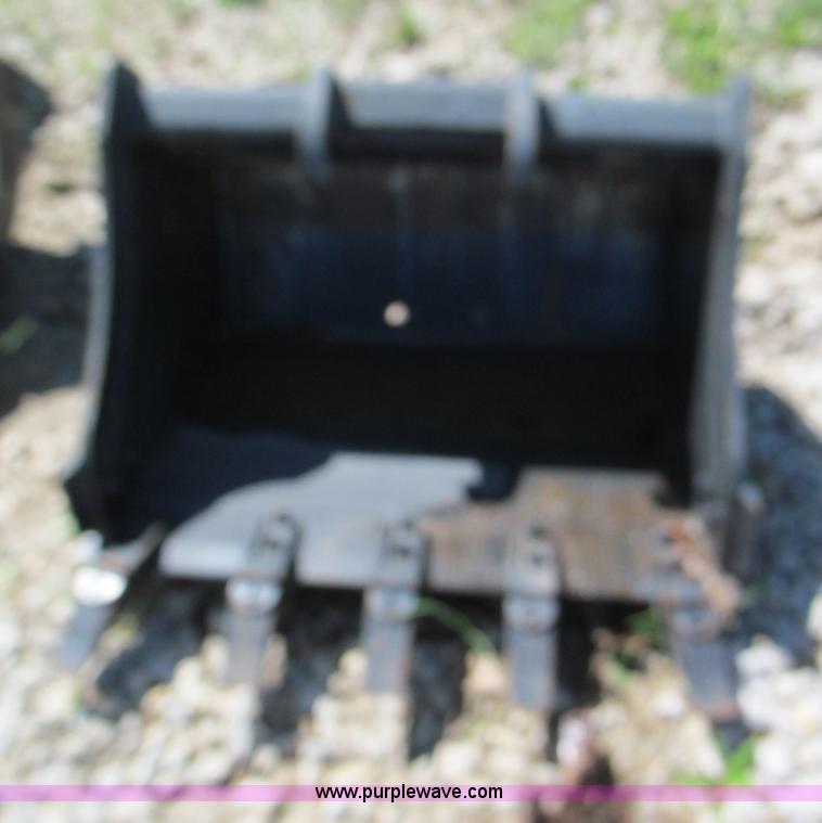 image for item F5108 Bobcat 30" excavator bucket