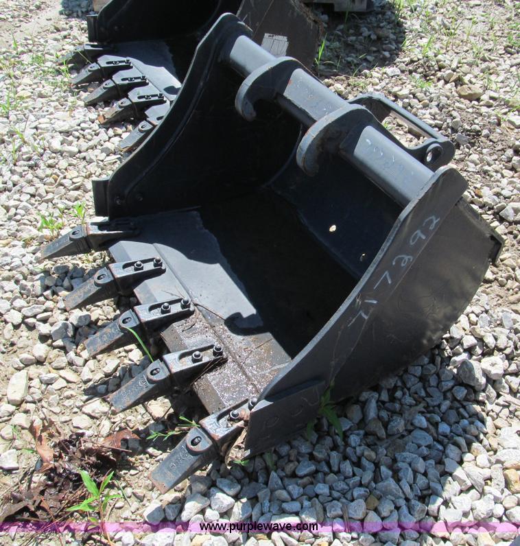 image for item F5108 Bobcat 30" excavator bucket