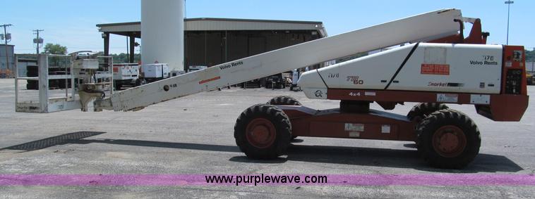 image for item F5110 2000 Snorkel boom lift