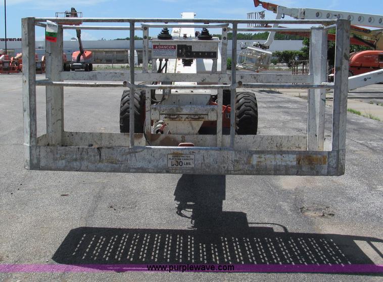image for item F5110 2000 Snorkel boom lift