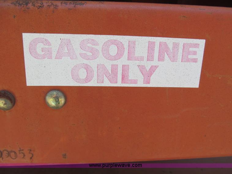 image for item F5110 2000 Snorkel boom lift