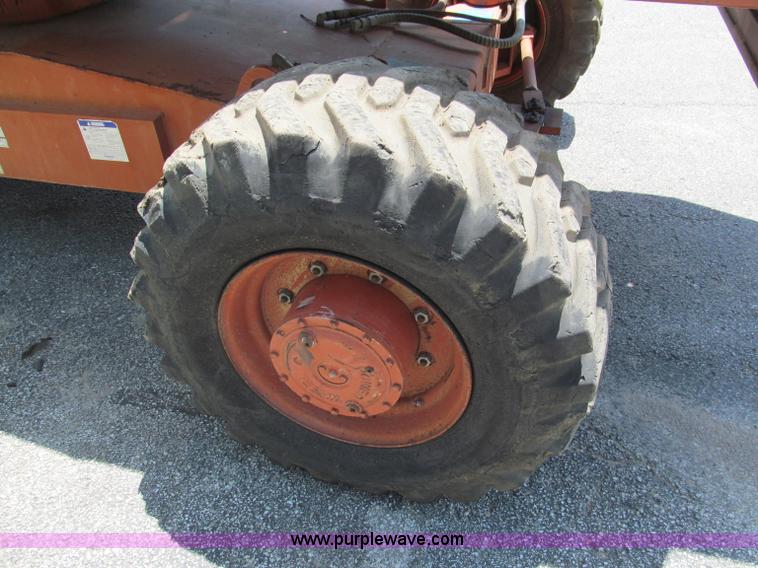 image for item F5110 2000 Snorkel boom lift