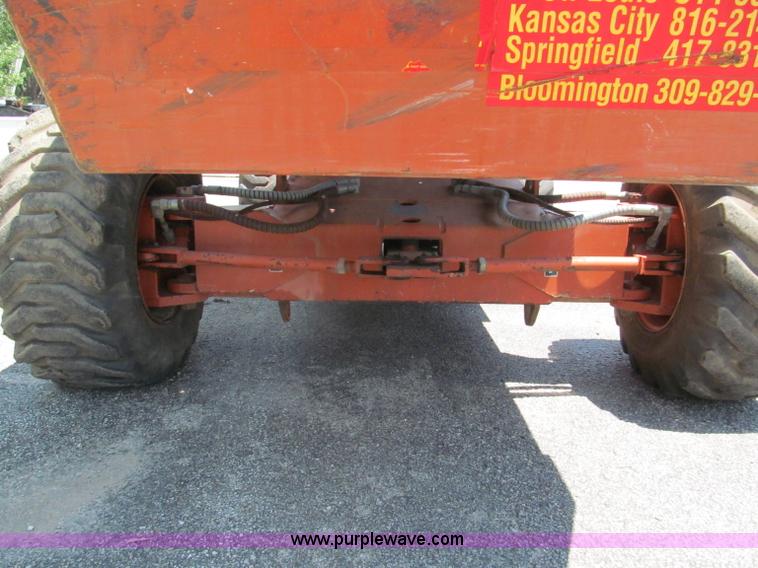 image for item F5110 2000 Snorkel boom lift