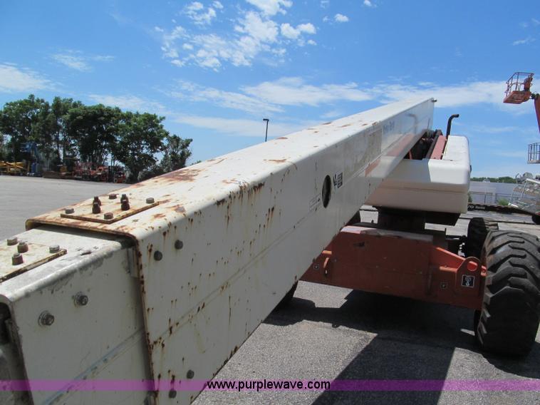 image for item F5110 2000 Snorkel boom lift