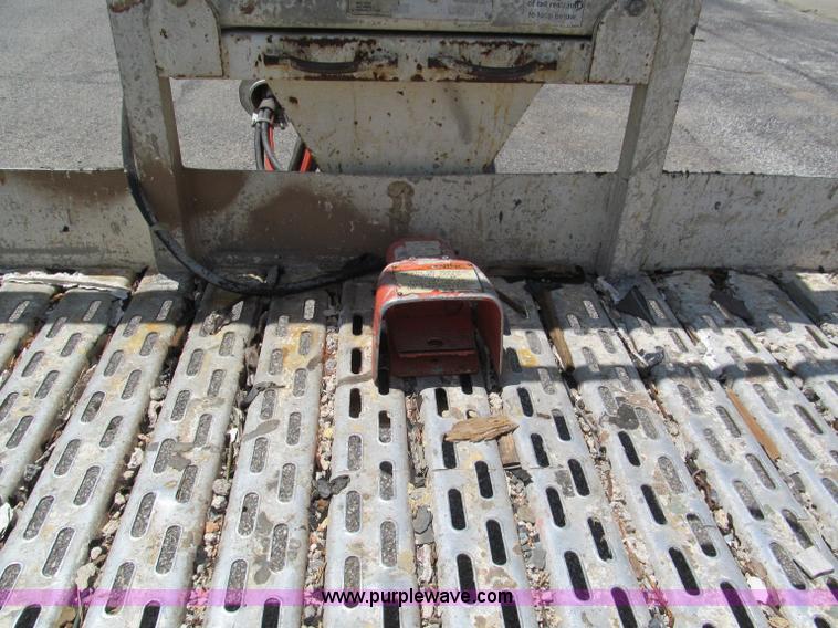 image for item F5110 2000 Snorkel boom lift