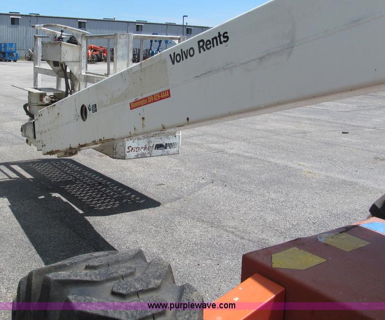 image for item F5110 2000 Snorkel boom lift