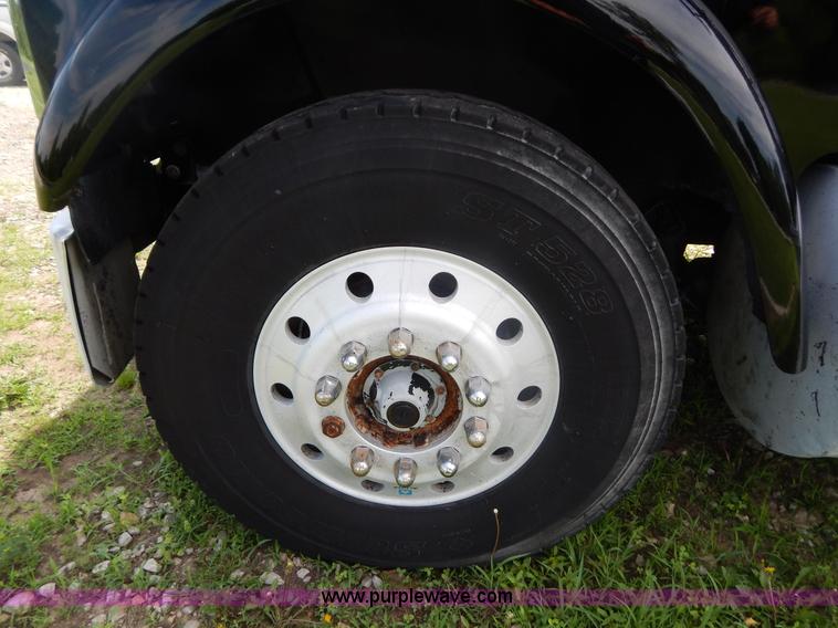 image for item F5111 1994 International F9370 dump truck