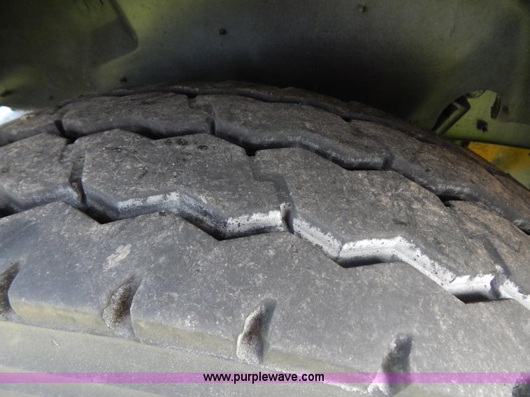 image for item F5111 1994 International F9370 dump truck