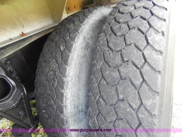 image for item F5111 1994 International F9370 dump truck