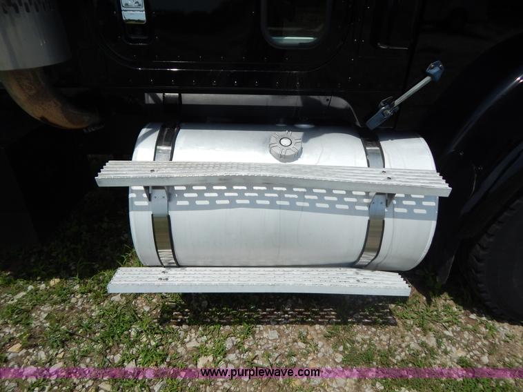 image for item F5111 1994 International F9370 dump truck