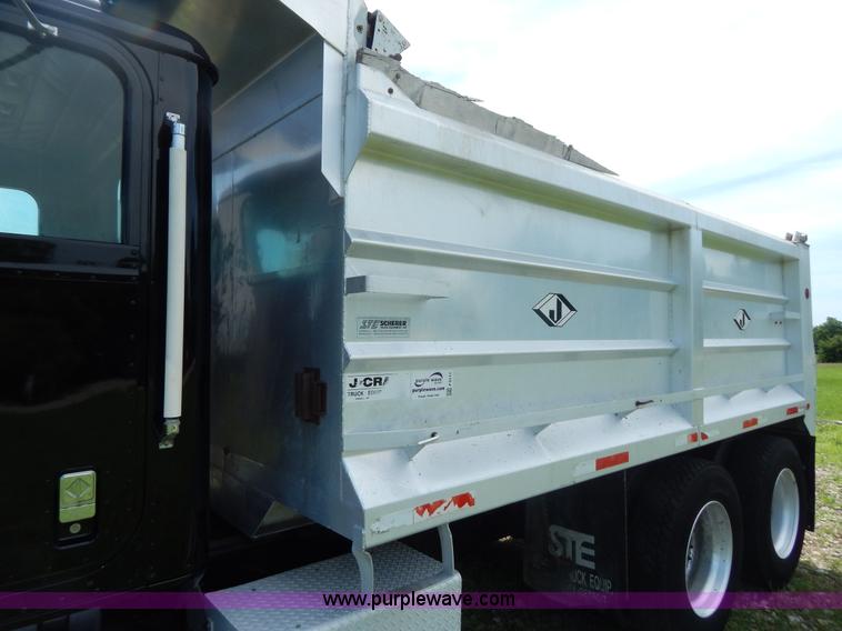 image for item F5111 1994 International F9370 dump truck