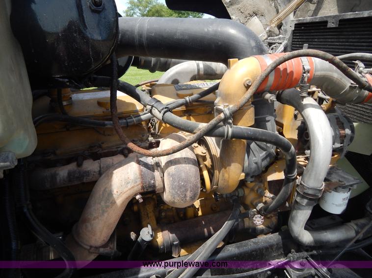 image for item F5111 1994 International F9370 dump truck