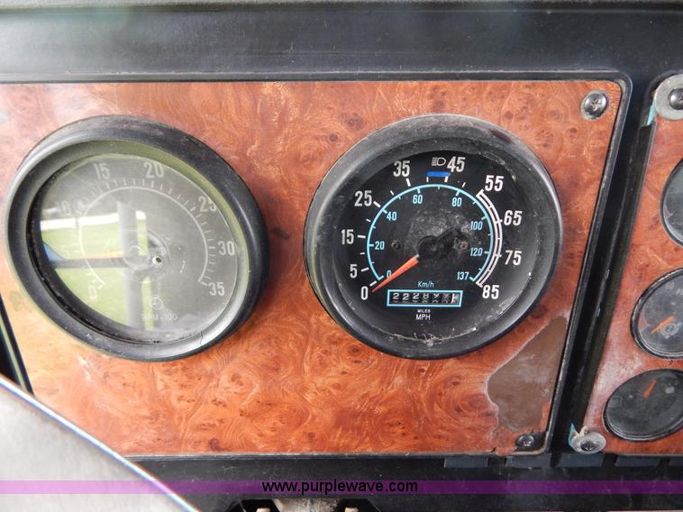 image for item F5111 1994 International F9370 dump truck