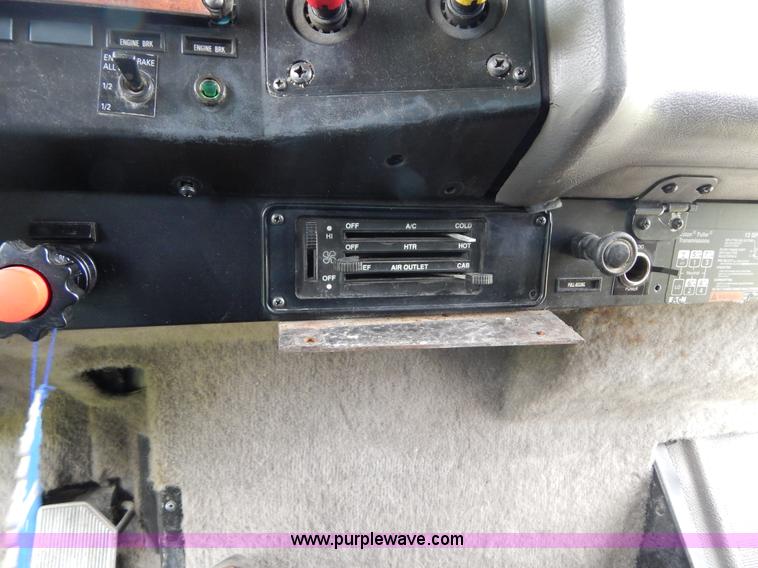 image for item F5111 1994 International F9370 dump truck